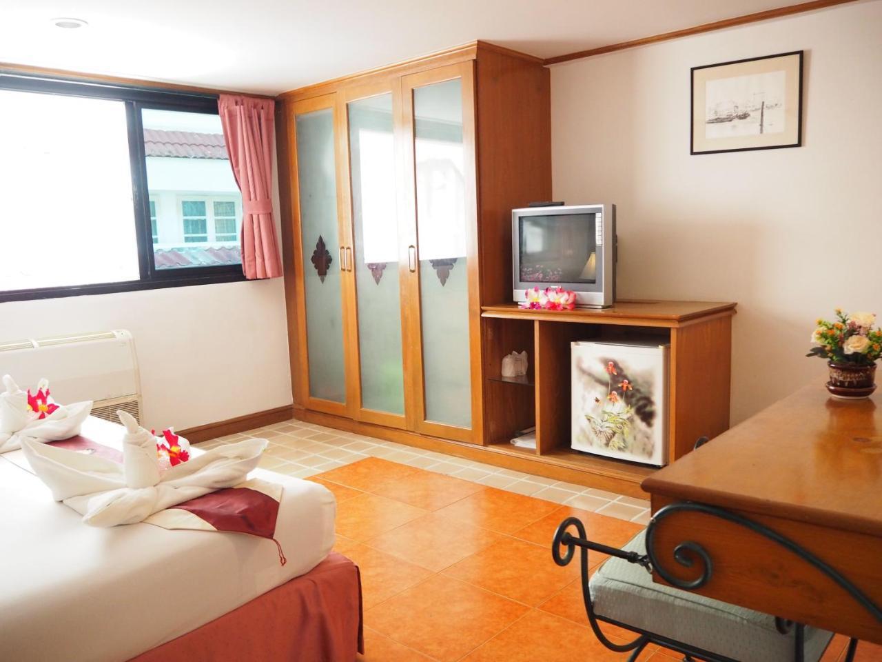 Your Place Inn Karon Kültér fotó